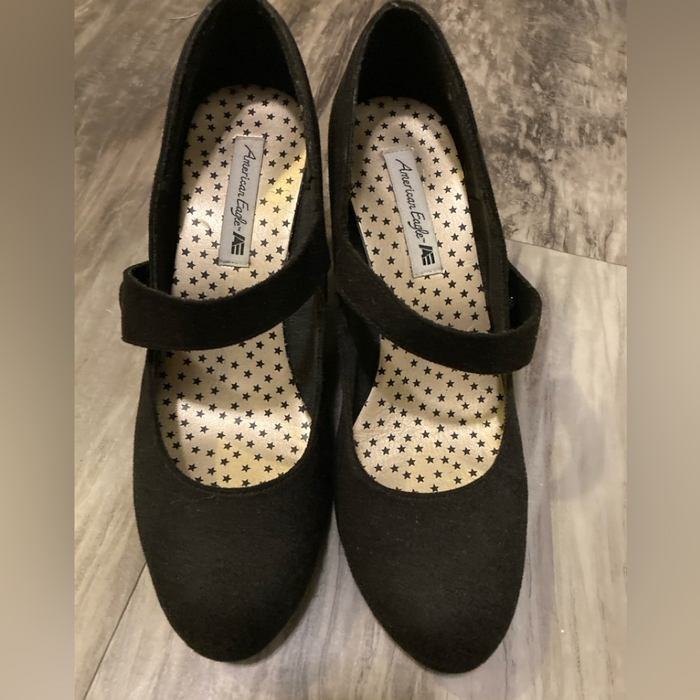 American Eagle Payless black heels with strap. Size 9W.